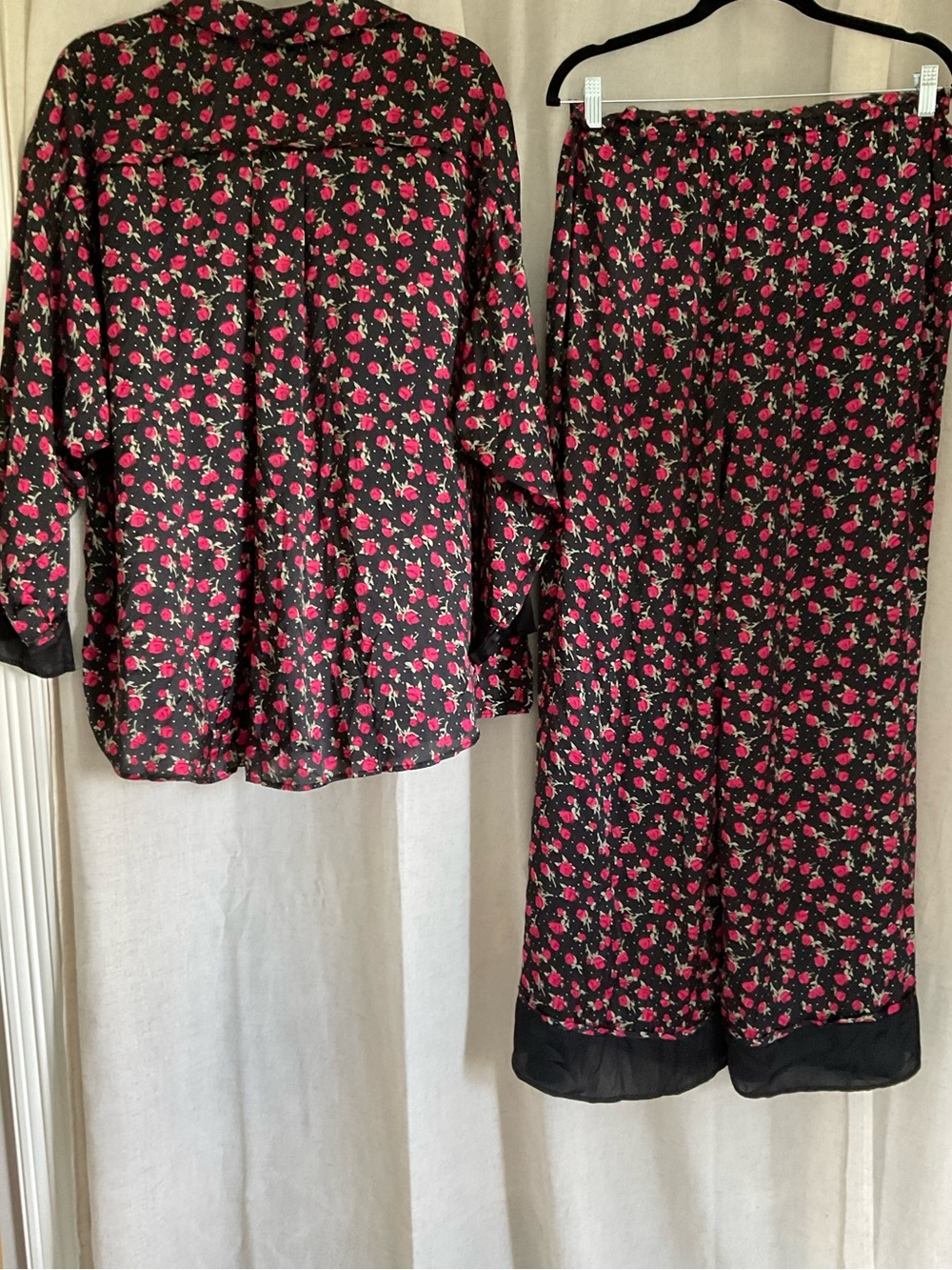 Free People Floral Pajama Set Black Red Roses Button Front Top Wide Leg Pants M - Picture 2 of 3